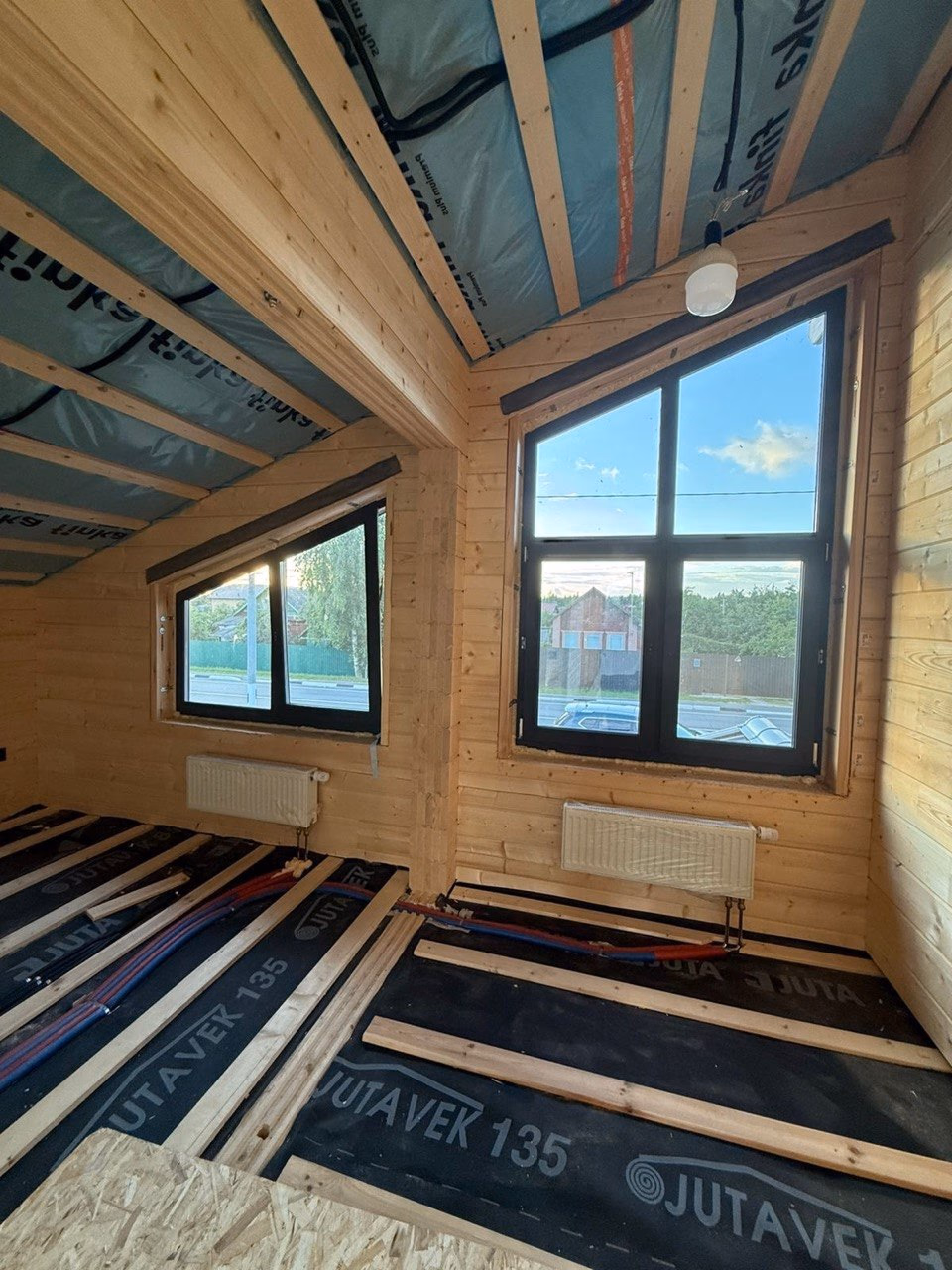 Продается 2-этажный дом, 166 м²