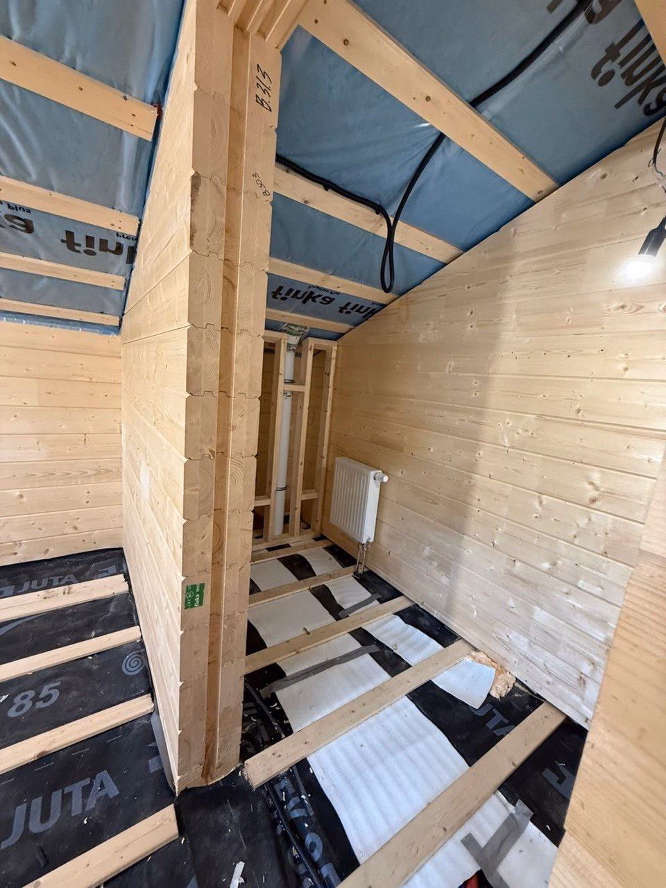 Продается 2-этажный дом, 166 м²