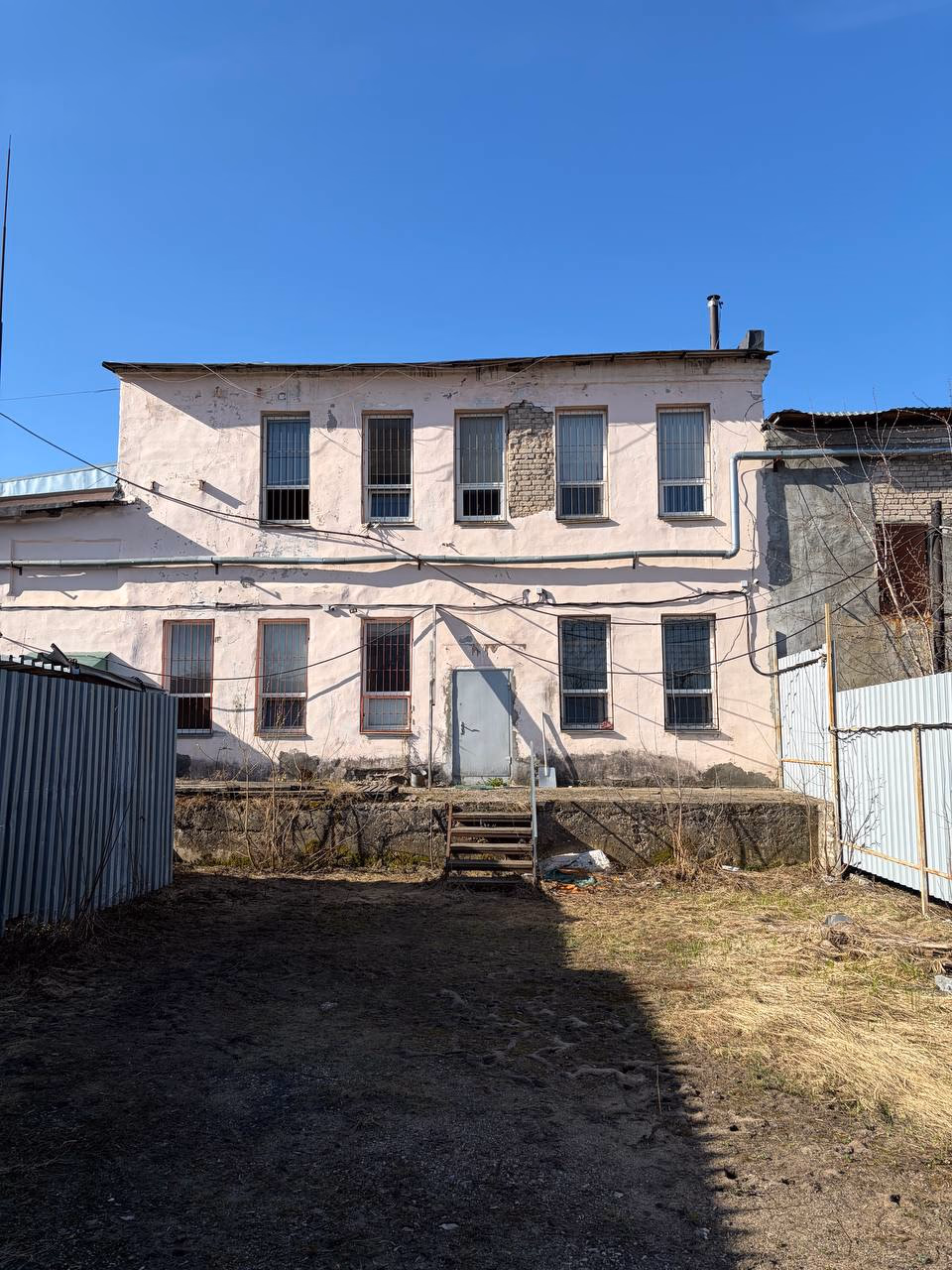 Продаются нежилые помещения 284 кв. м в Твери